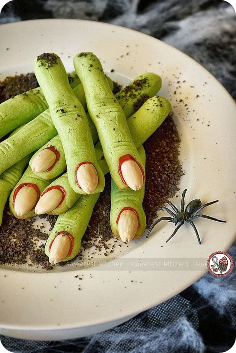 11 of the Best Scary Halloween Dessert Recipes | Holidappy