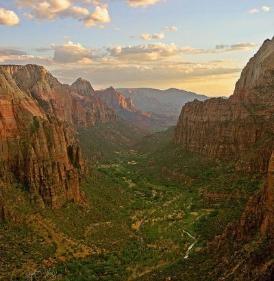 Zion Canyon as seen from Angel's Landing