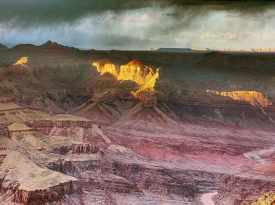 The south rim of Grand Canyon Apollo Throne as seen during sunset.