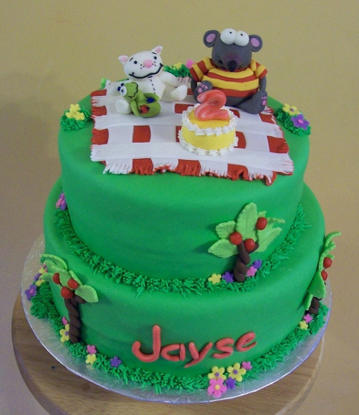 Toopy and Binoo cakes