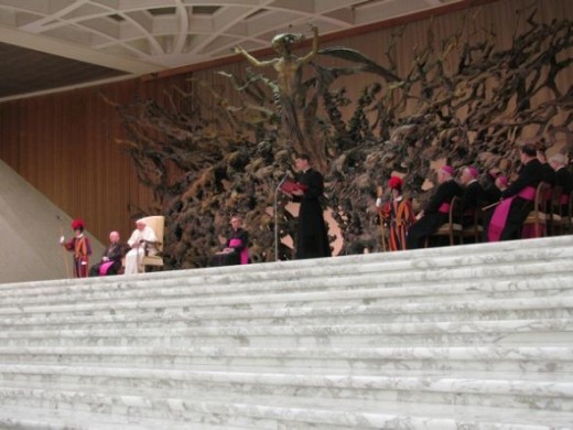 The U.S. Priest Welcoming English-Speaking Groups