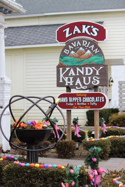 ...In Front of Zak's Kandy Haus