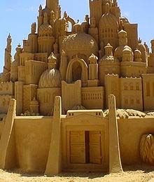 Build imaginary sand castles