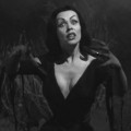 Vampira - 1950s Glamour Ghoul!