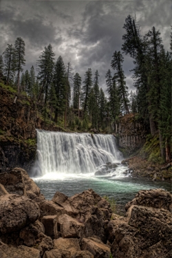 #346C - MIDDLE FALLS ON THE McCLOUD HDR TA (1:1.5)