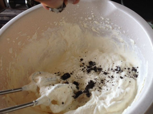 Mix together crushed oreos and vanilla pudding mix into whipped cream or cool whip.