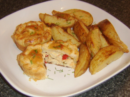 Turkey and Bell Pepper Pies with Potato Wedges