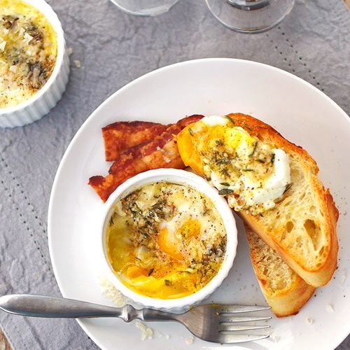 Parmesan Baked Eggs from pinchofyum.com/parmesan-baked-eggs