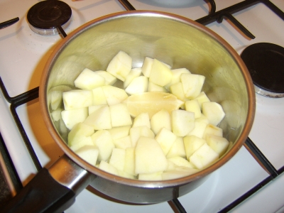 Using a Frozen Lemon Segment when Stewing Apples