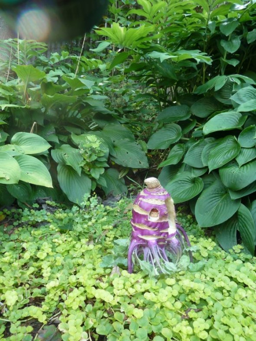 garden gnome home with fairy