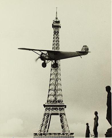 Image: Spirit II in flight over Paris. Built for the San Diego Aerospace Museum. Burned in 1978 