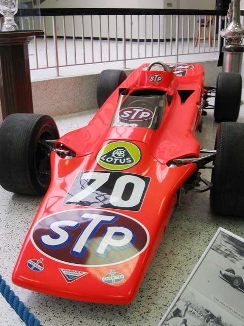 This is Graham Hill's Lotus turbine in 1968. It was not the winner.