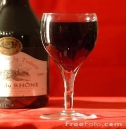 Red Red Wine: Neil Diamond's Classic Song and UB40 Hit!