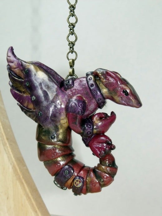 First dragon figurine created by Tanya Davis while learning from Steampunkery.