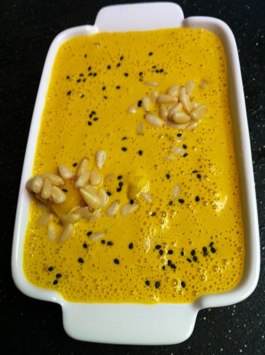 Raw/Vegan  Sweet potatoe with mango soup