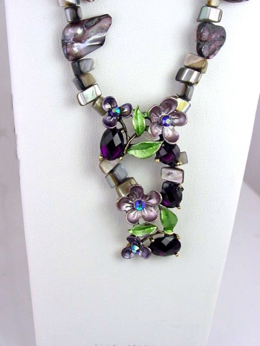 Beading Tutorial on making a necklace using 2 hole slider beads hubpages