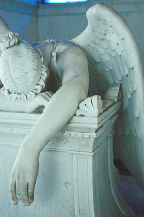 a weeping angel