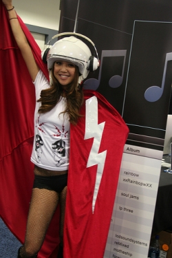 Tuneup Media Girl Tuneup Media Girl