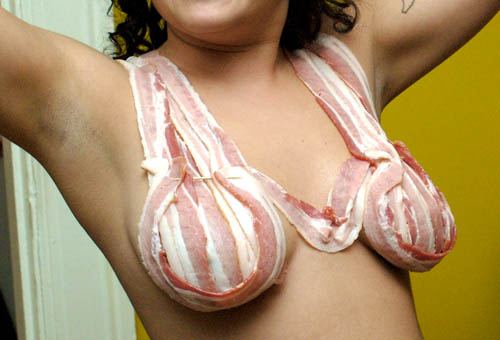 bacon bra