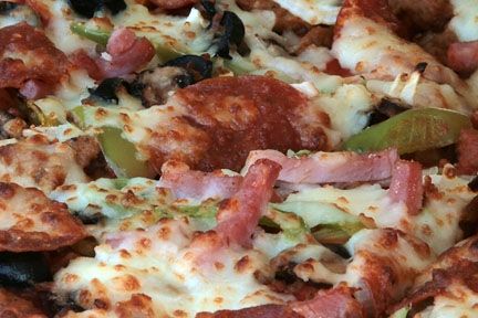 close-up-of-a-pizza