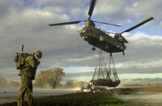 Chinooks can carry a house