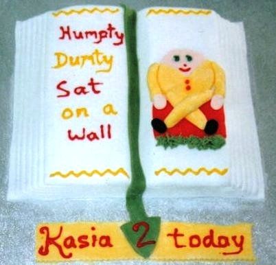 Humpty Dumpty Cake