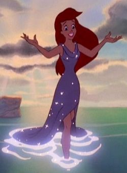 Water Dress (screencapture from the DVD)