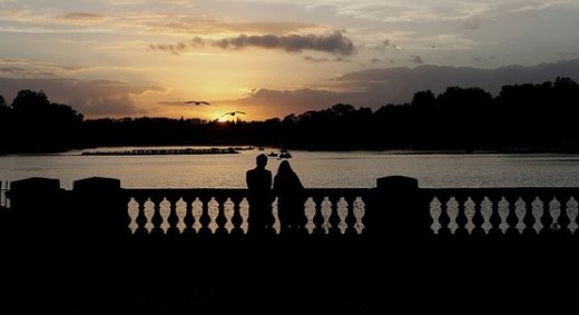 A great idea - treasure hunt ending with a meeting in a romantic place