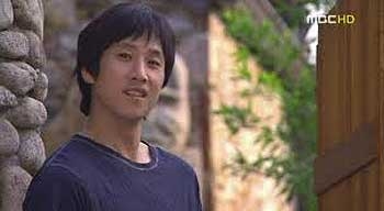 Lee Sun Gyun as music director Choi Han Seong in "Coffee Prince" (2007)