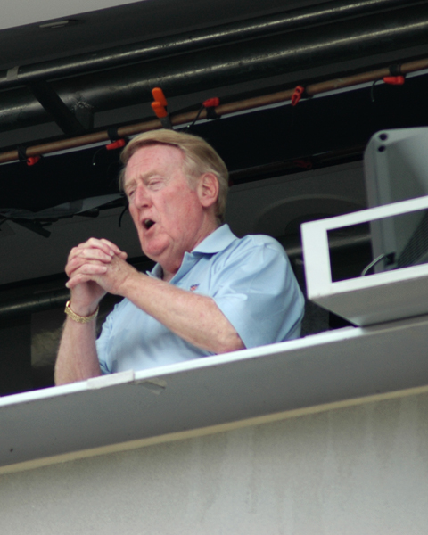 Vin Scully sings "Take Me Out to the Ballgame" at a game in 2006. 