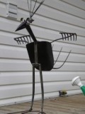 How to Paint a Concrete Floor and Garden Accessories at Home