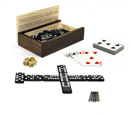 dominoes-set-play-fives-and-threes