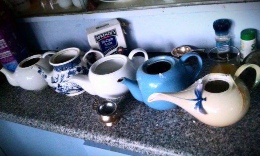 Grand teapot-cleaning