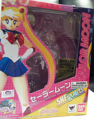Front of Sailor Moon Figuarts box.