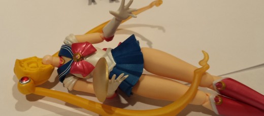 Sailor Moon Figuarts without face.