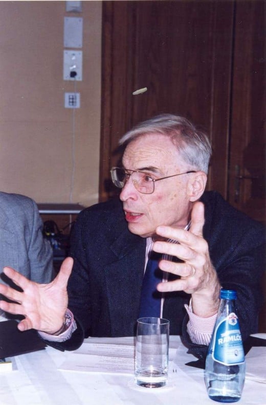 Ian Barbour at St. Andrew's Biblical Theological Institute in Moscow, 1999