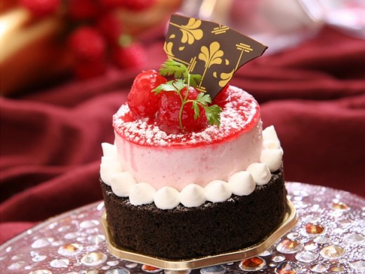 Multy-layered-cakes-with-different-tastes-are-in
