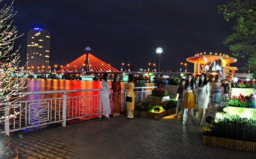 Han River by night