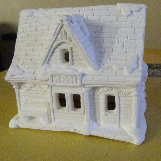 Railroad Station from California Creations Range of Christmas buildings