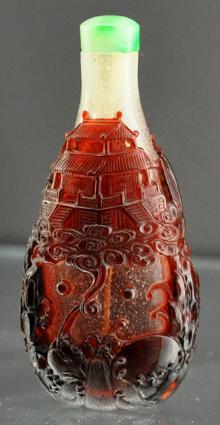 Quing dinasty snuff bottle
