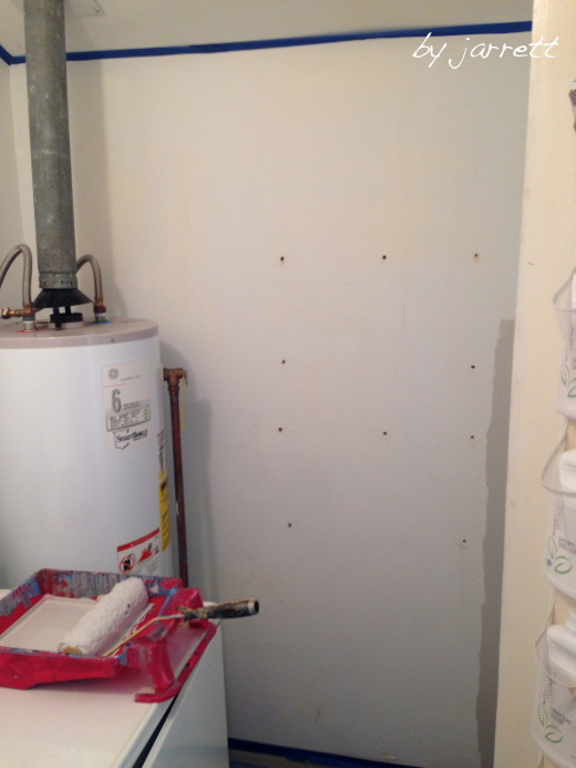 The space was cleared and prepped for painting! 