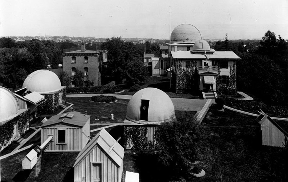 Harvard College Observatory cira 1899