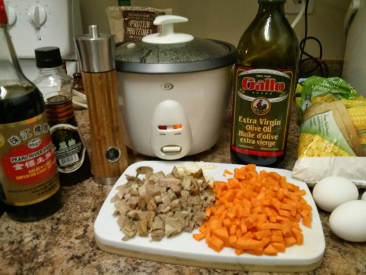 Sesame oil, soya sauce, rice, oil, corn, eggs, meat, carrots, garlic