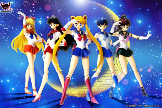 Sailor Moon Figuarts group posing.