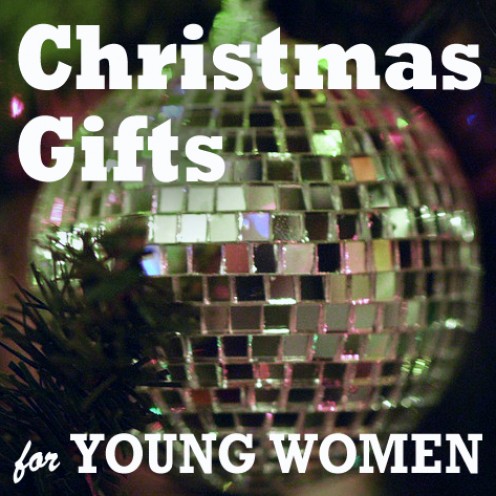 The Best Christmas Gifts for Young Women (by a Millennial) The Best Christmas Gifts for Young Women (by a Millennial)