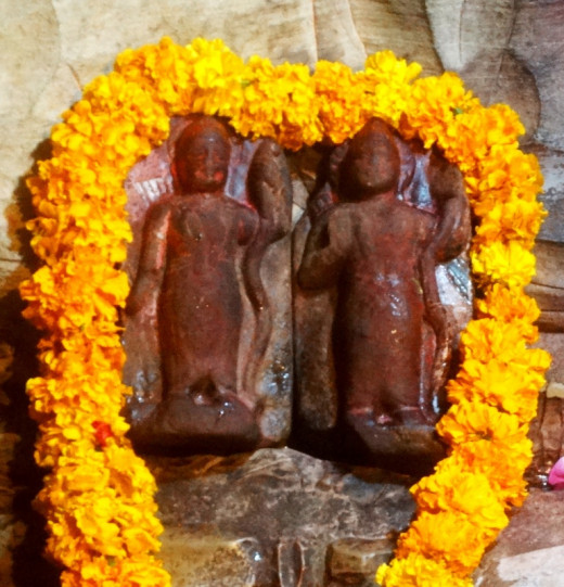 Stone idols of Lord Rama & Lakshman inside the cave No. 2