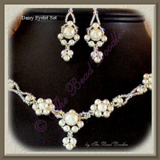 Right Angle Weave with Crystals and Pearls