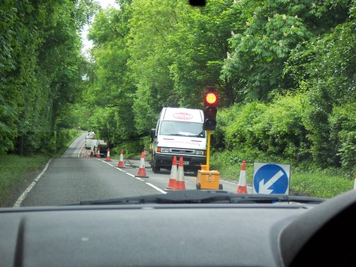 A very handy way to control traffic in work zones