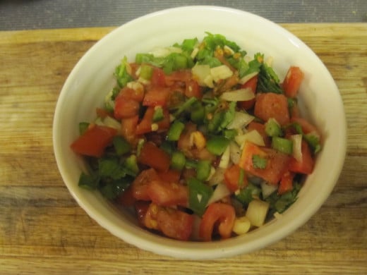 Quick and dirty salsa (pico).