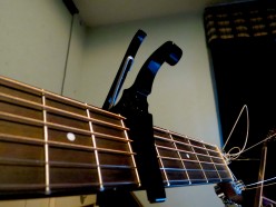 Five Acoustic Guitar Songs That Use a Capo